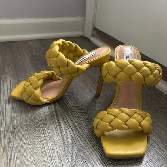 NWT Steve Madden Kenley Heeled Sandal in Citron Sz 7.5 - Picture 4 of 8
